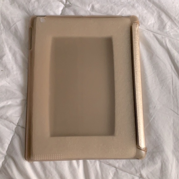 Magnetic Leather iPad Case - Picture 3 of 4